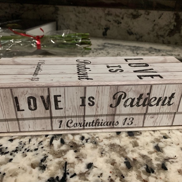 Box - Picture 2 of 5